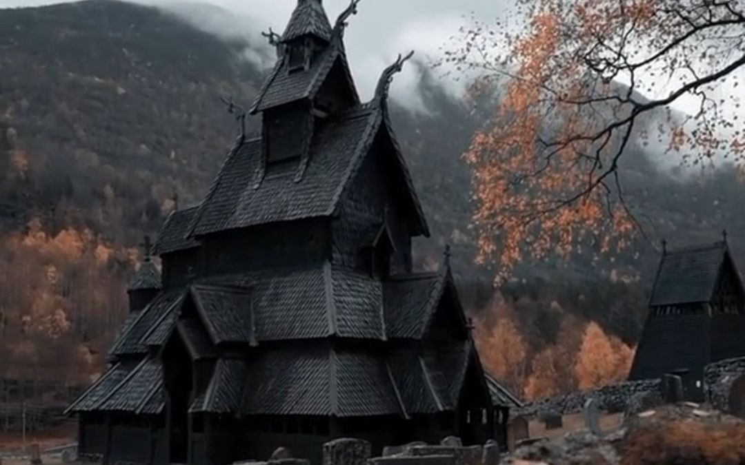 挪威 | 博尔贡木板教堂 | 会让你想起哪些游戏场景？
