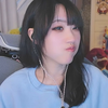 【咿呀】--我看伯母也是风韵犹存啊