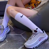 我真的抵抗不了这款Nike的长筒白袜