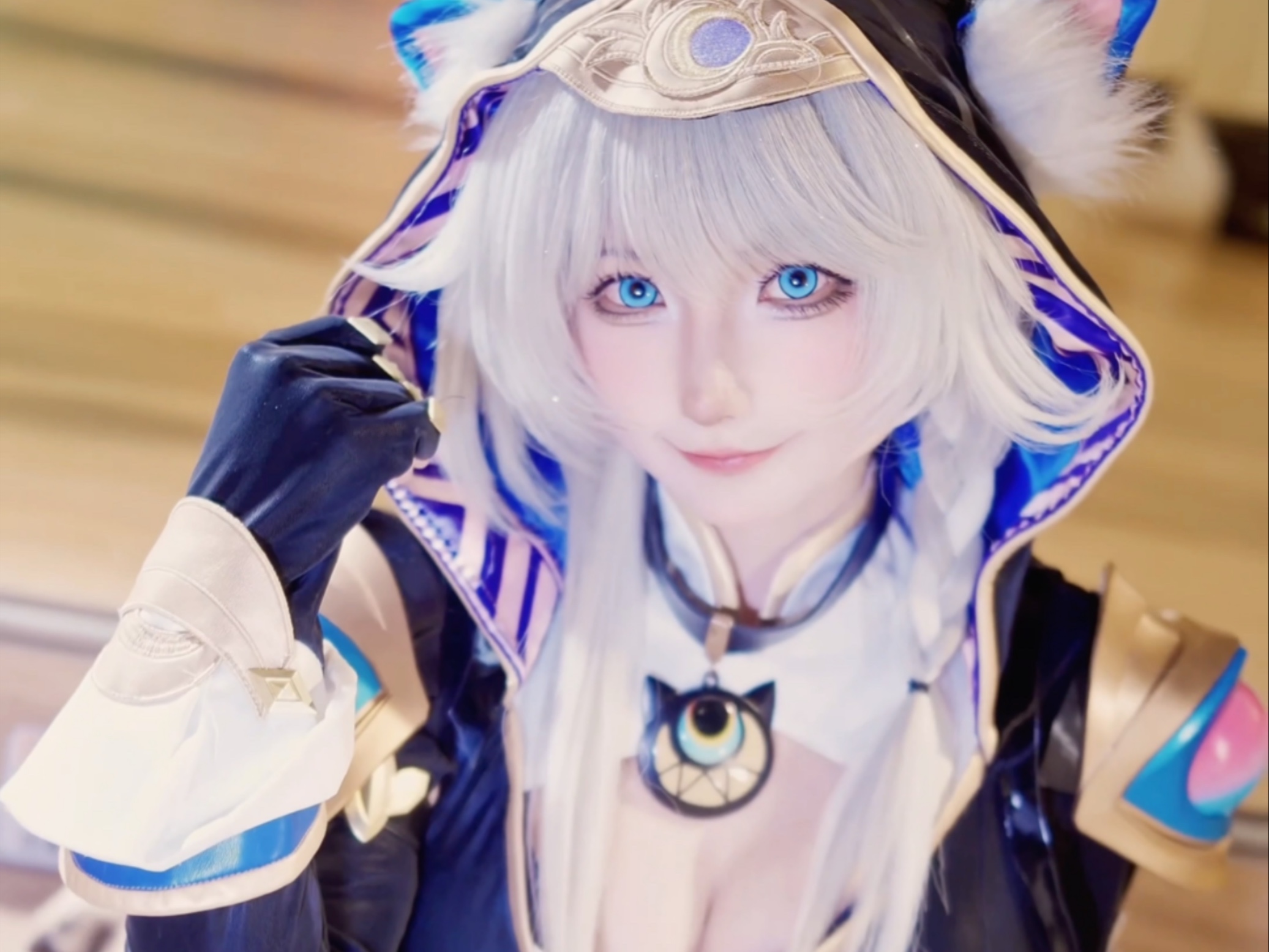 Man, you'd be crazy about a microphone, too.