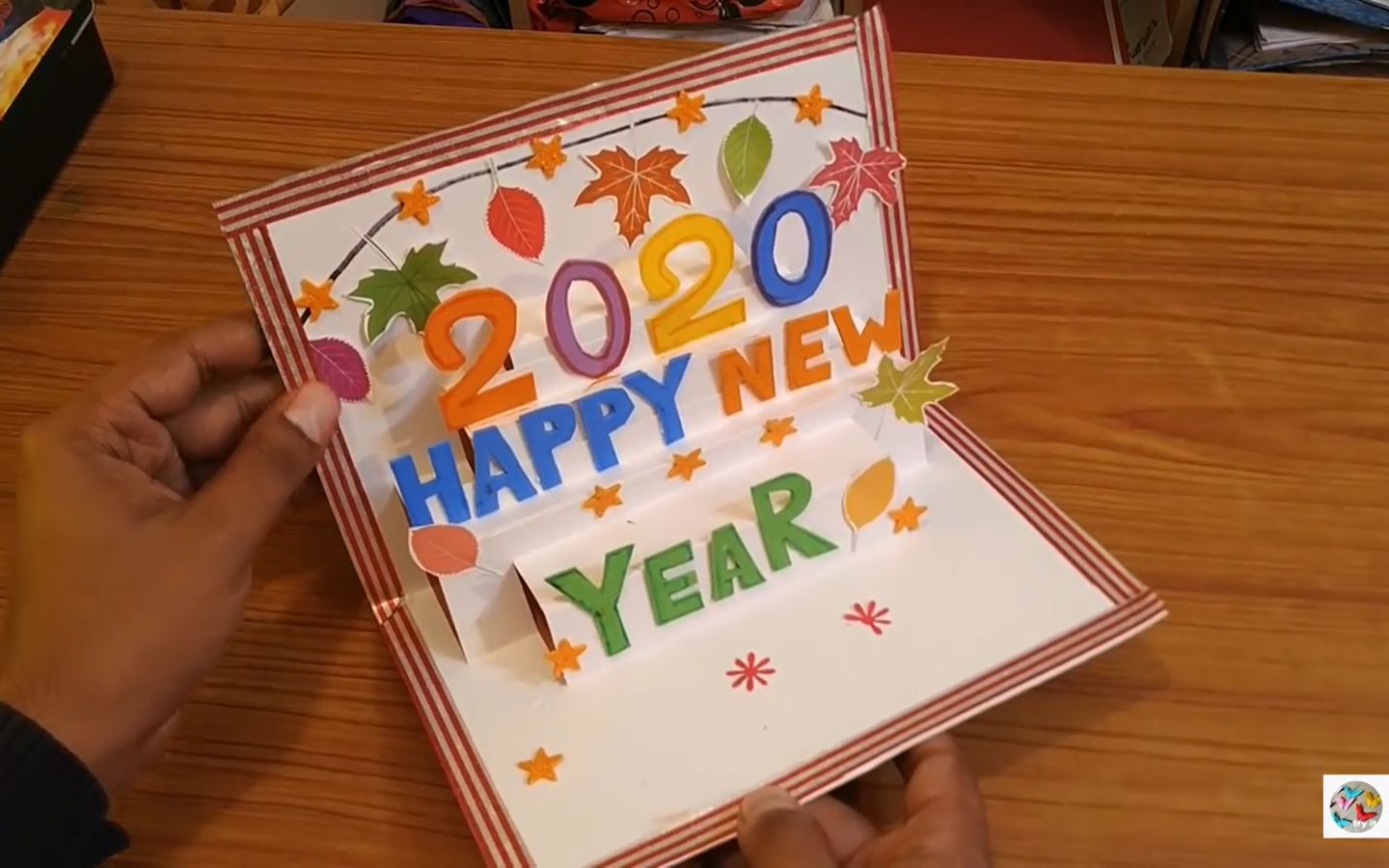 简单漂亮的生日立体折纸贺卡，打开漂亮的生日礼物，手工创意视频教程-生活视频-搜狐视频