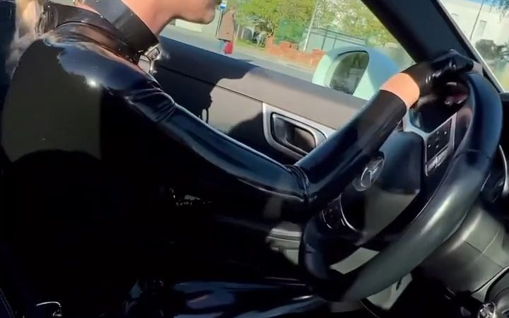 Car Model Self-Driving Tour