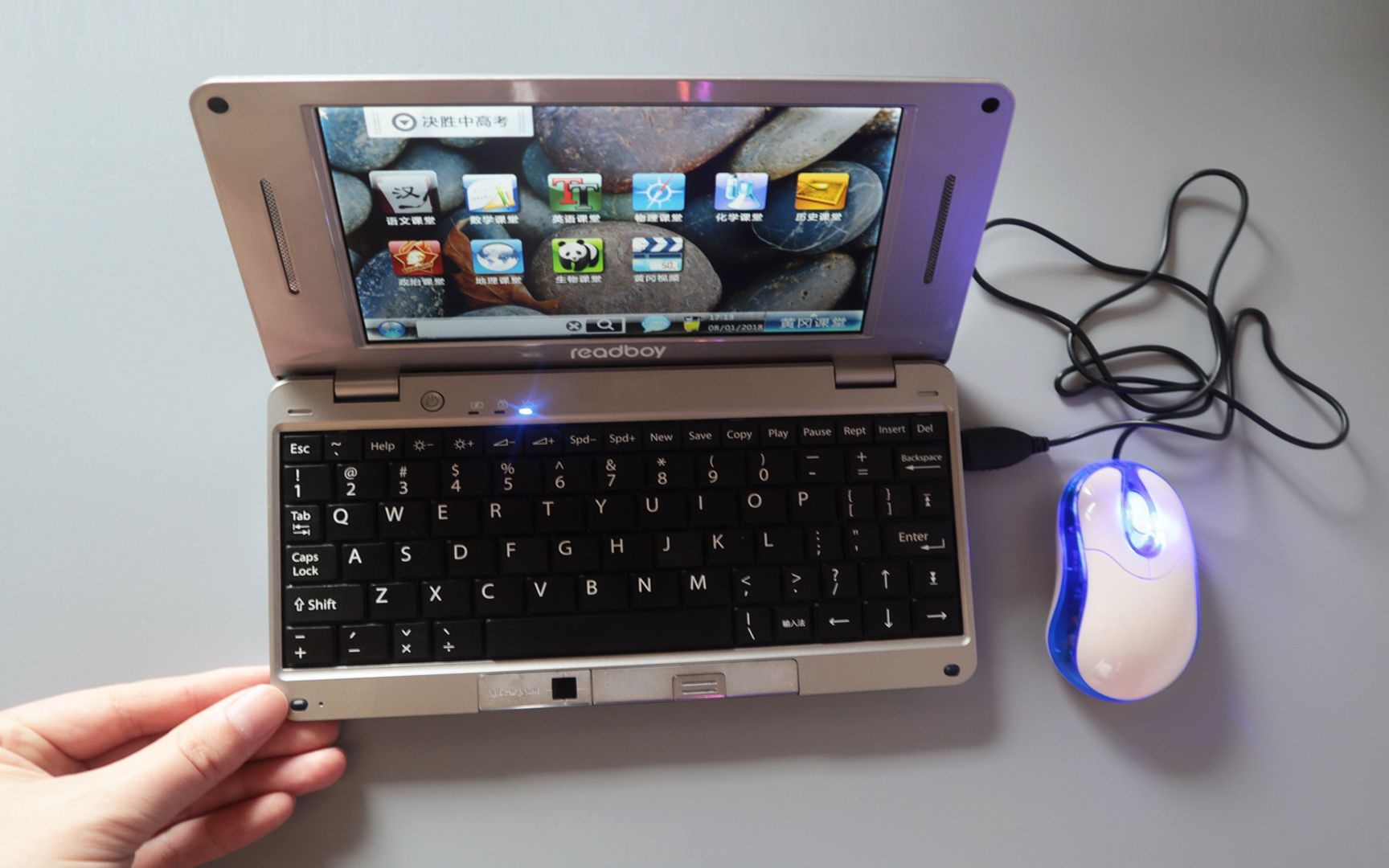 谁还记得曾经爆火的学习电脑？多年后再上手