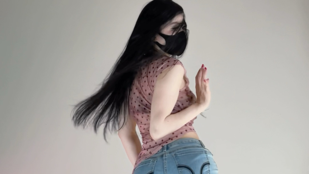 周日，每周一日～（中视频：电话情缘）