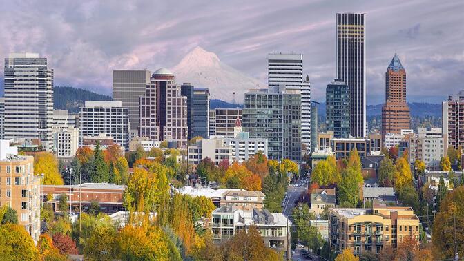 美国西海岸中部城市——波特蘭（Portland）俄勒冈州Oregon, USA ?? 4K Drone Footage