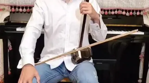 二胡教学 乐器演奏 二胡 每日一课，分享二胡演奏小知识（六）换弓
