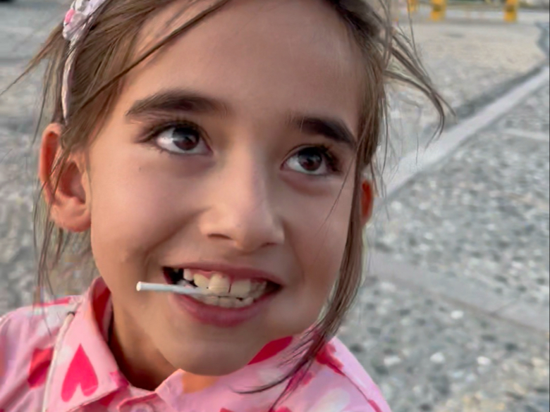 新疆剃光头的小女孩太多，不好分辦！#塔吉克族#新疆小朋友