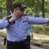 上海交警“教科书式”执法，网友纷纷点赞，向广大交警致敬！