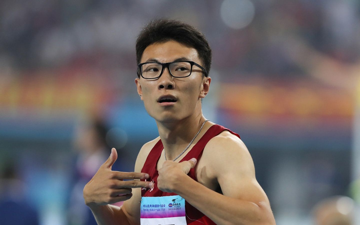 400米国家纪录尘封16年，北大才子郭钟泽45秒14强行打破，