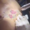 给100个美女洗纹身
