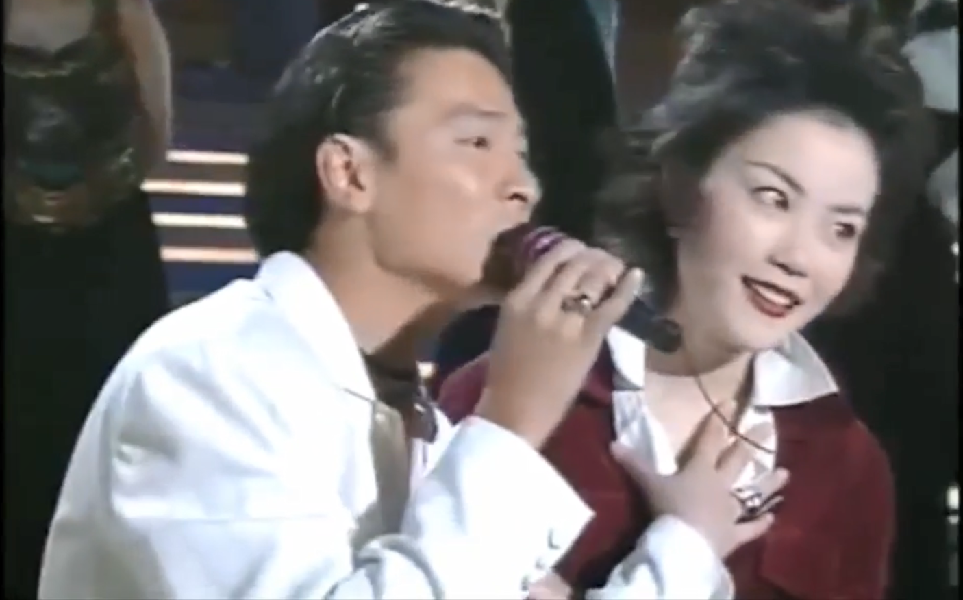 【王菲 刘德华】容易受傷的女人 刘德华演唱 王菲伴舞 1993