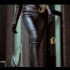 外国冬日街头超A皮革女郎Leather and Leggings perfect body language _Miss