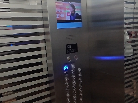 广州城建大厦的奥的斯E311电梯