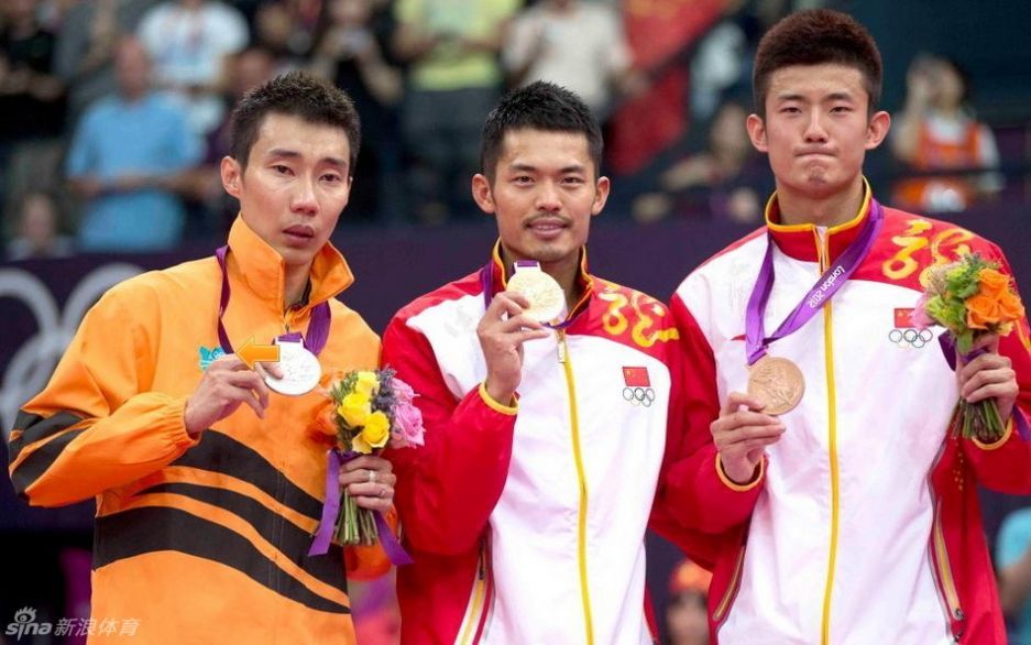 《央视羽毛球专家把脉》第一集01.后场正手两