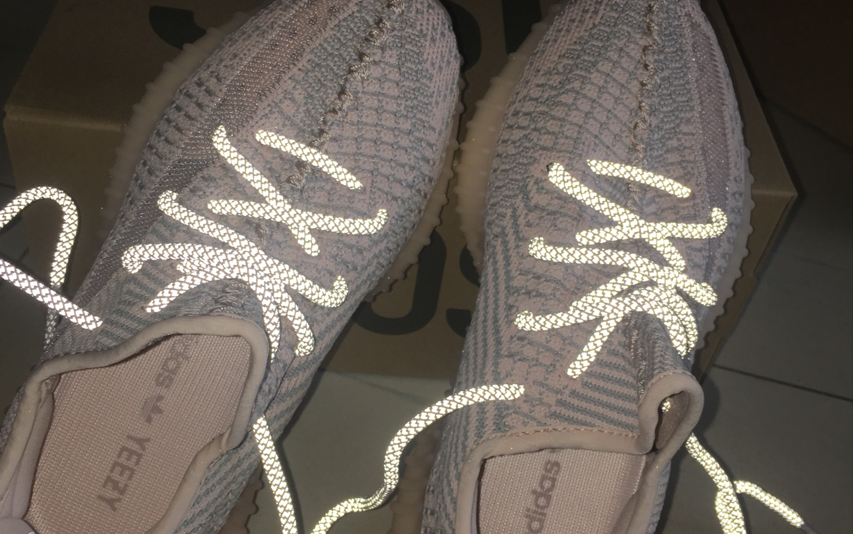 YEEZY BOOST 350 V2 SYNTH Online Release Terms
