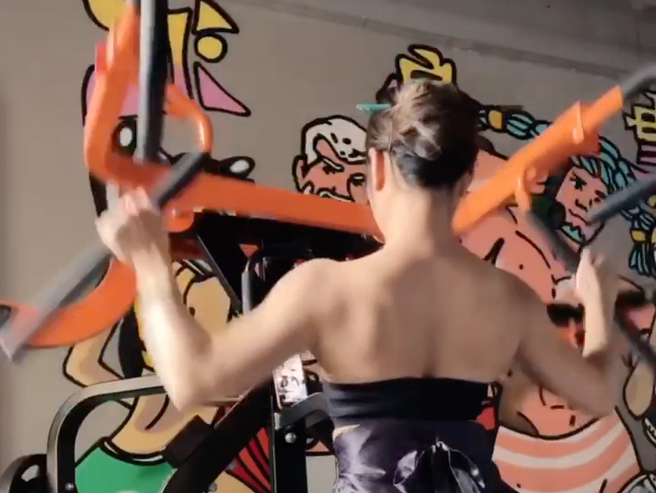 Gym Rotation Back Training