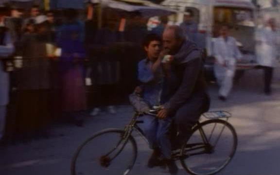The Cyclist 骑单车的人 - 莫森·玛克玛尔巴夫 (1987)