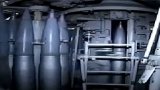 “彼得大帝”号核动力巡洋舰主炮开火