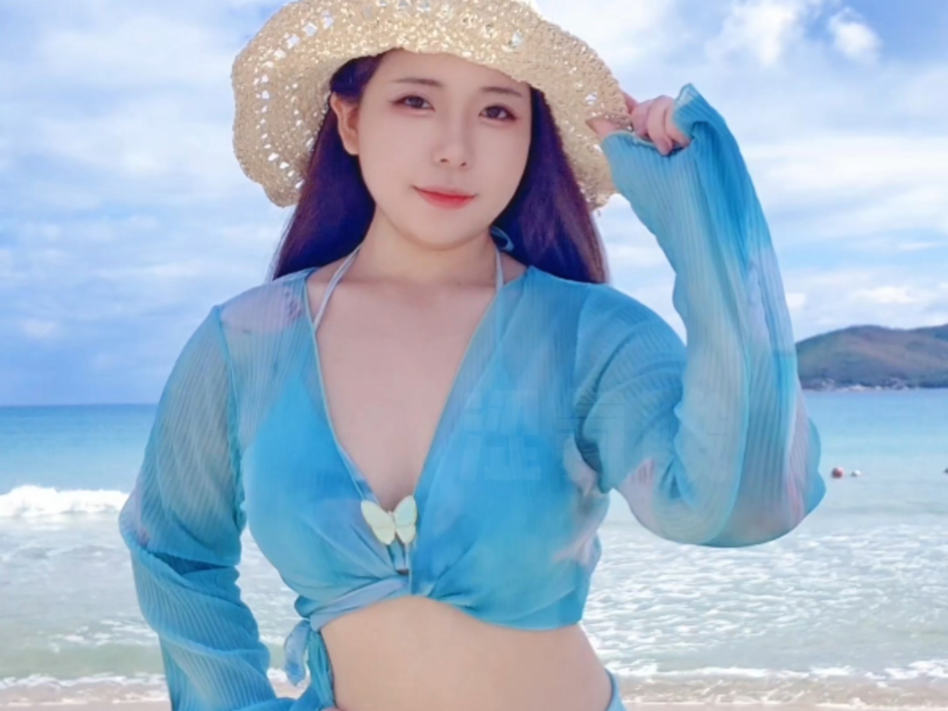 Serine / A Promise with the Sea