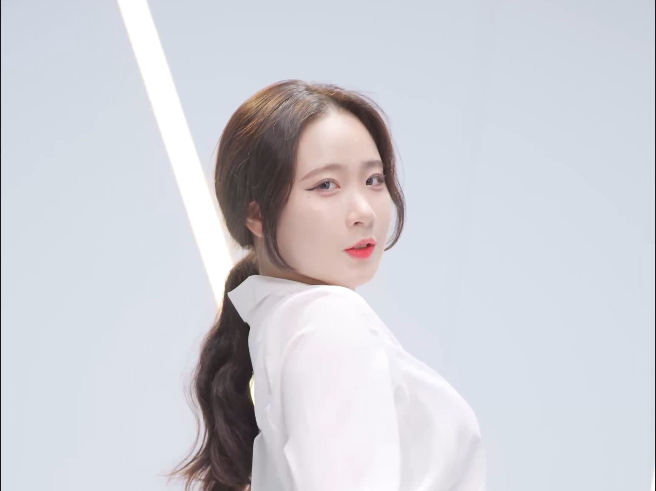 郑仁，Tell Me Tell Me