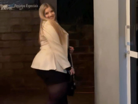 Brazilian blonde, big and strong mature woman