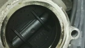 发动机怠速抖动给油不走 9841bd3d07ea36c905f6ef74f2902f3da646d46d.jpg@280w_158h_1c_100q.jpg