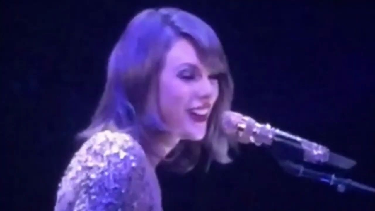 Taylor Swift & Alison Krauss When You Say Nothing at All 1989 World Tour Nashvil