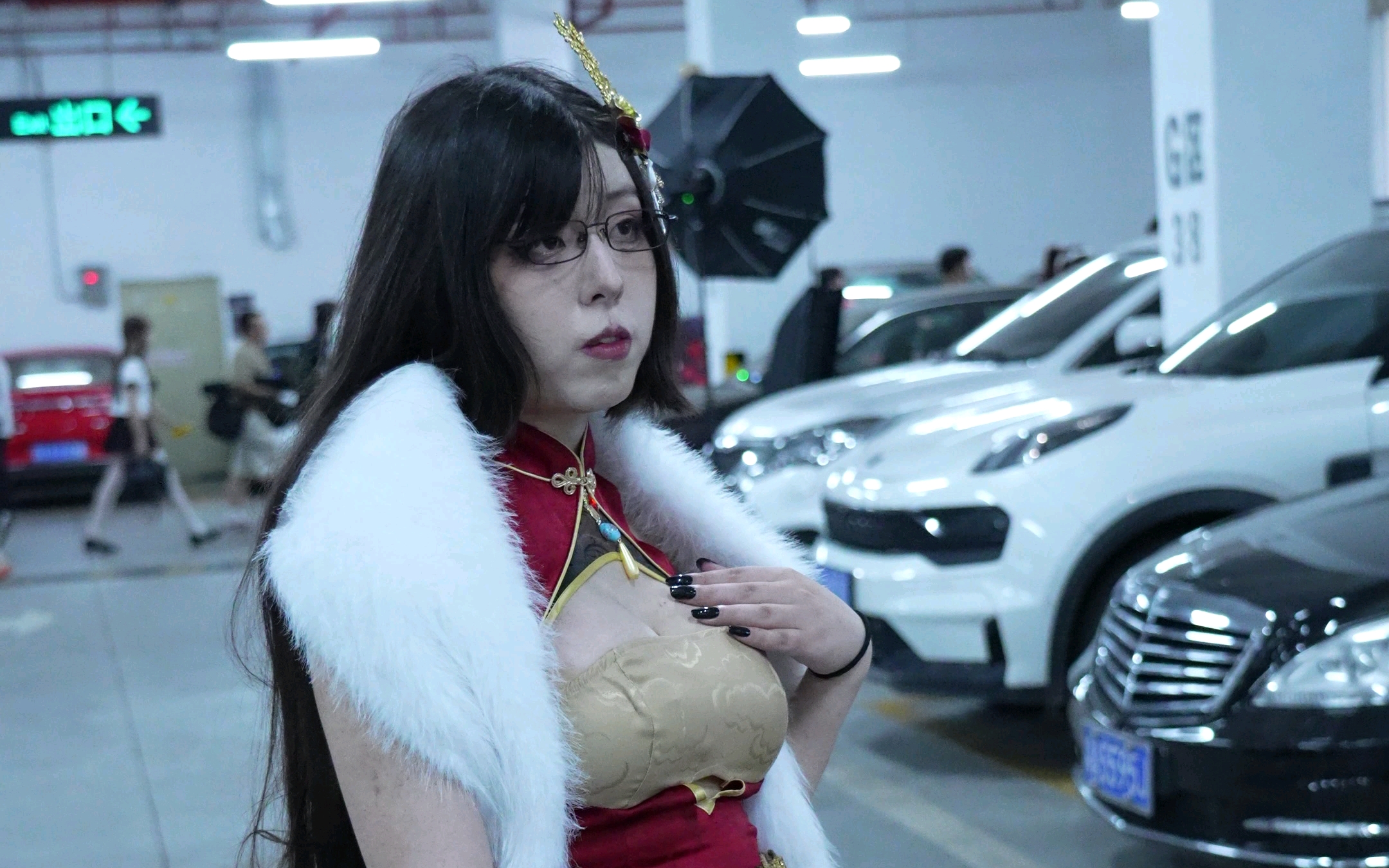 [Ai Luo black silk big phoenix cos] - t s Nanliang, big thunder honey legs too powerful