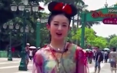 原来赵丽颖当过旅游节目MC！不允许还有人没看过戴着米妮卡箍的颖宝，可爱死我啦！