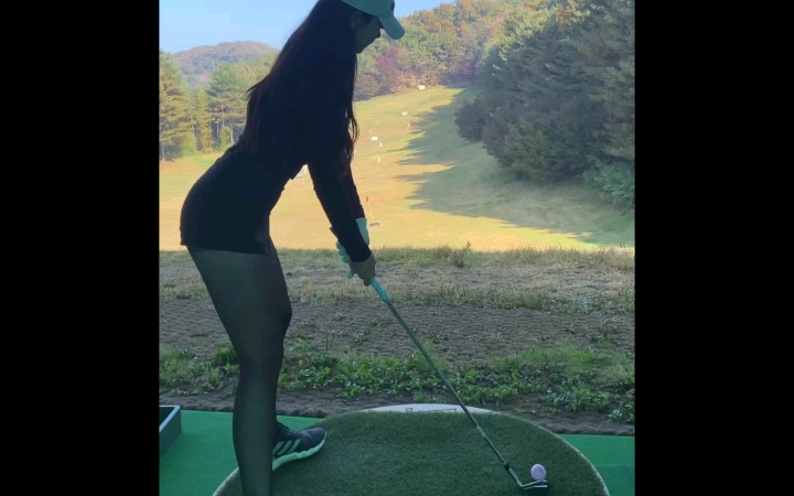 What to wear when you play golf with your boss