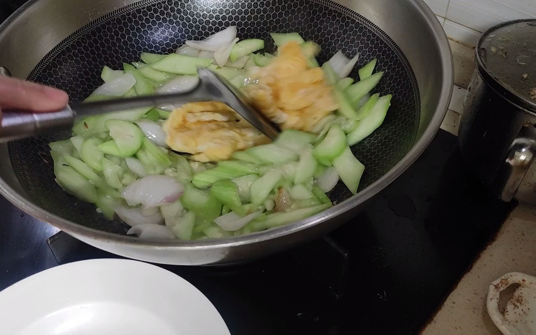 丝瓜鸡蛋鲜汤怎么做_丝瓜鸡蛋鲜汤的做法_豆果美食