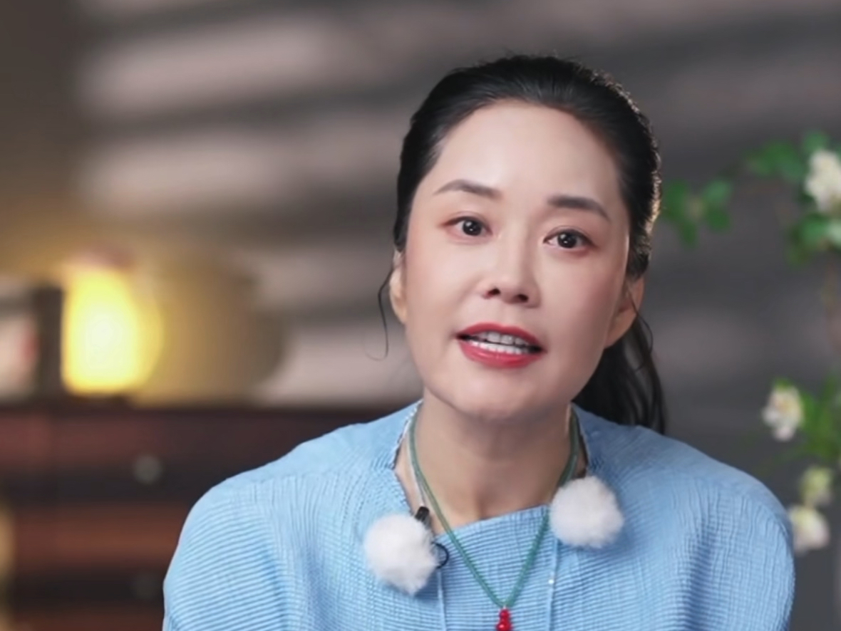 李蕾老师讲红楼梦（若有侵权 联系删除）