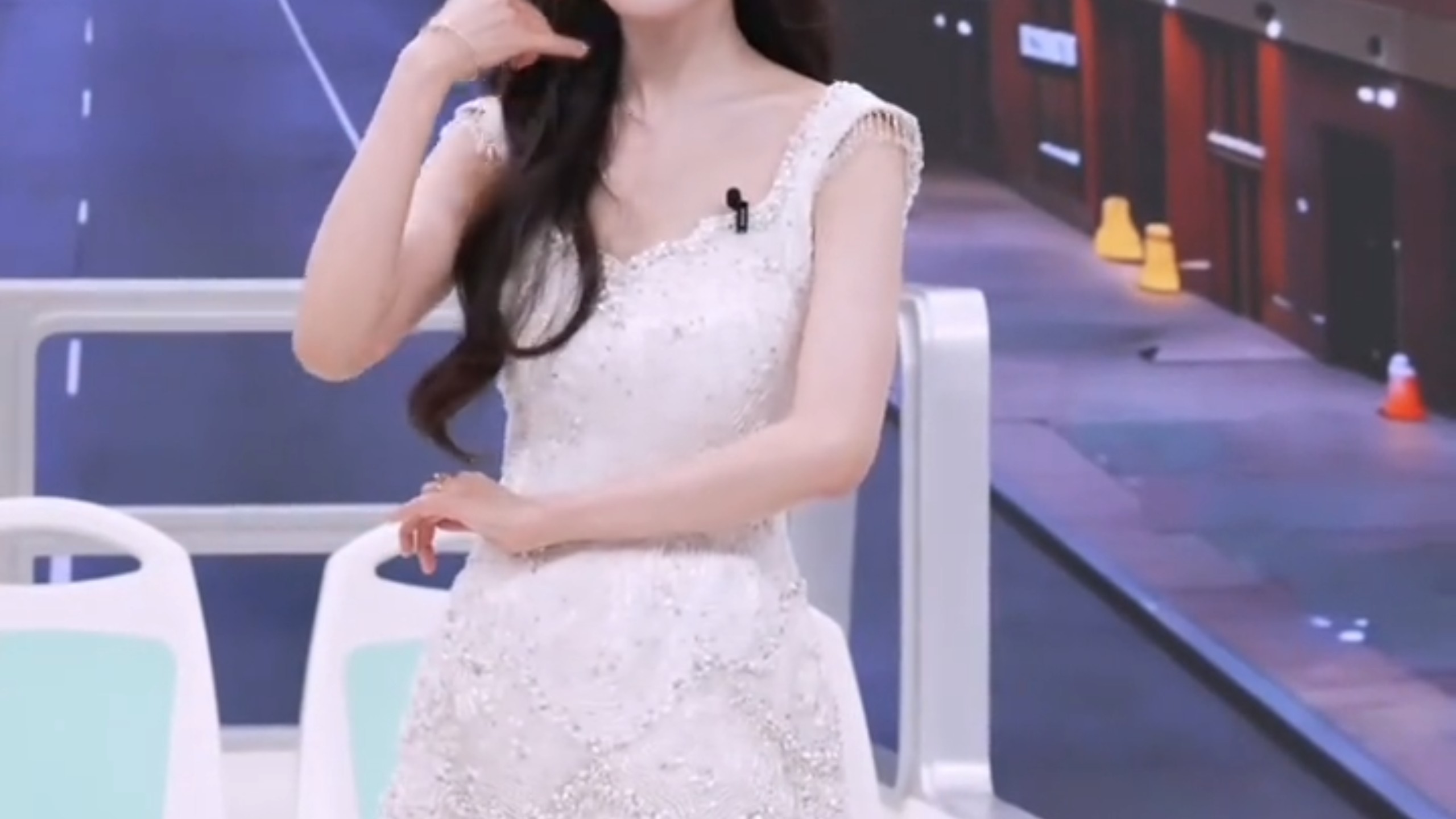 杨幂代言思加图！！绝美穿搭！！