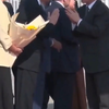 柬埔寨国王西哈莫尼和太后莫尼列来华