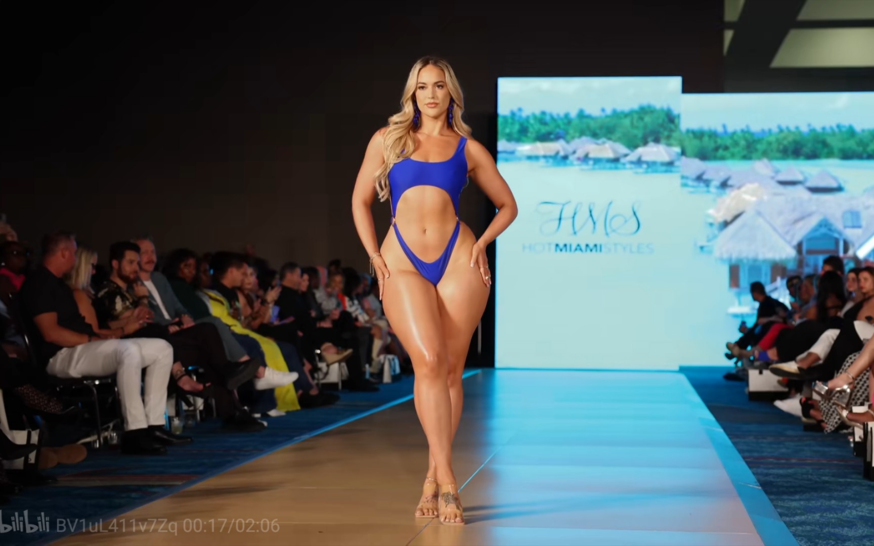 Plus Size Model Bikini Show Mix