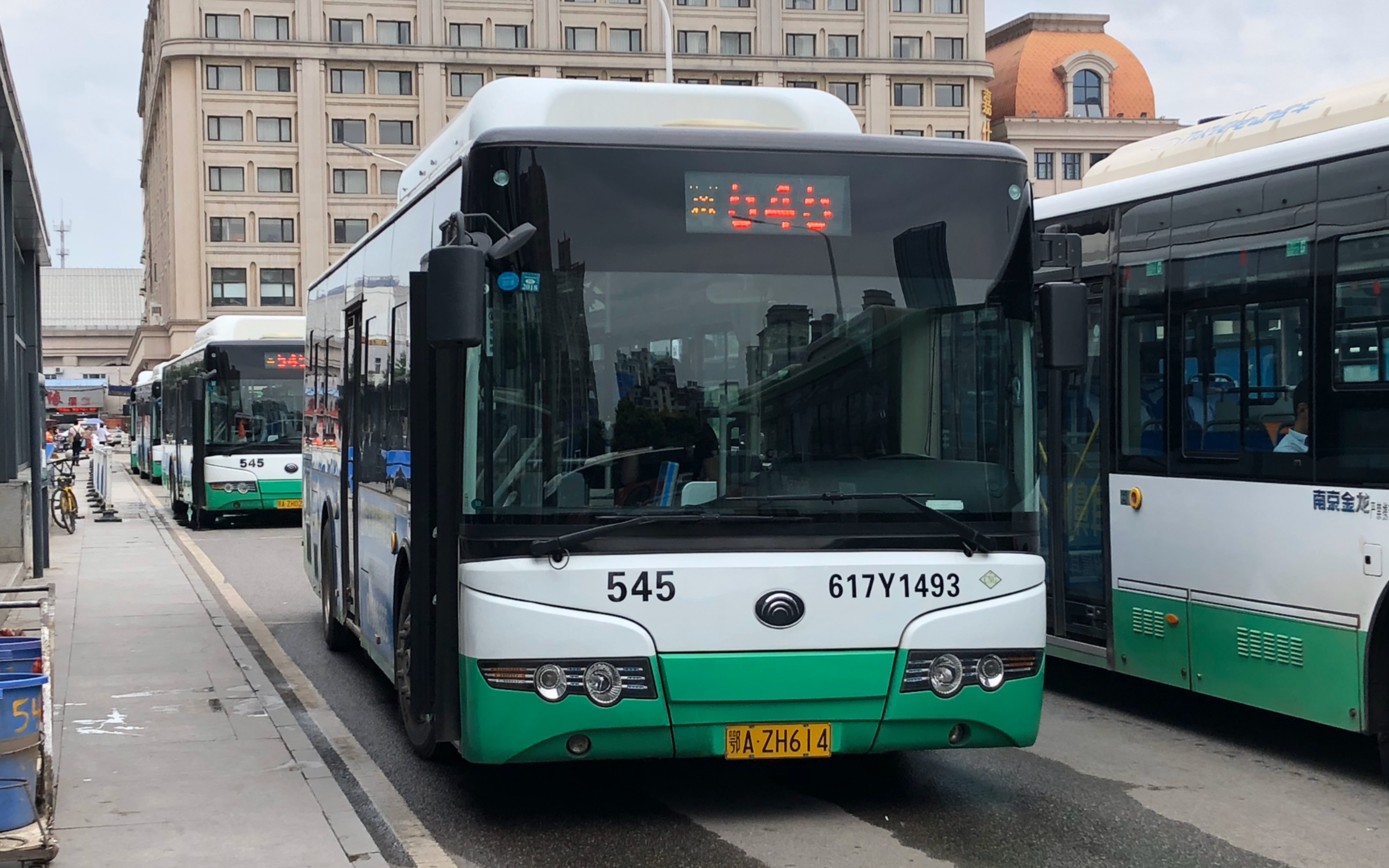武汉公交804路配车讲解与沿途机位的介绍 - 哔哩哔哩