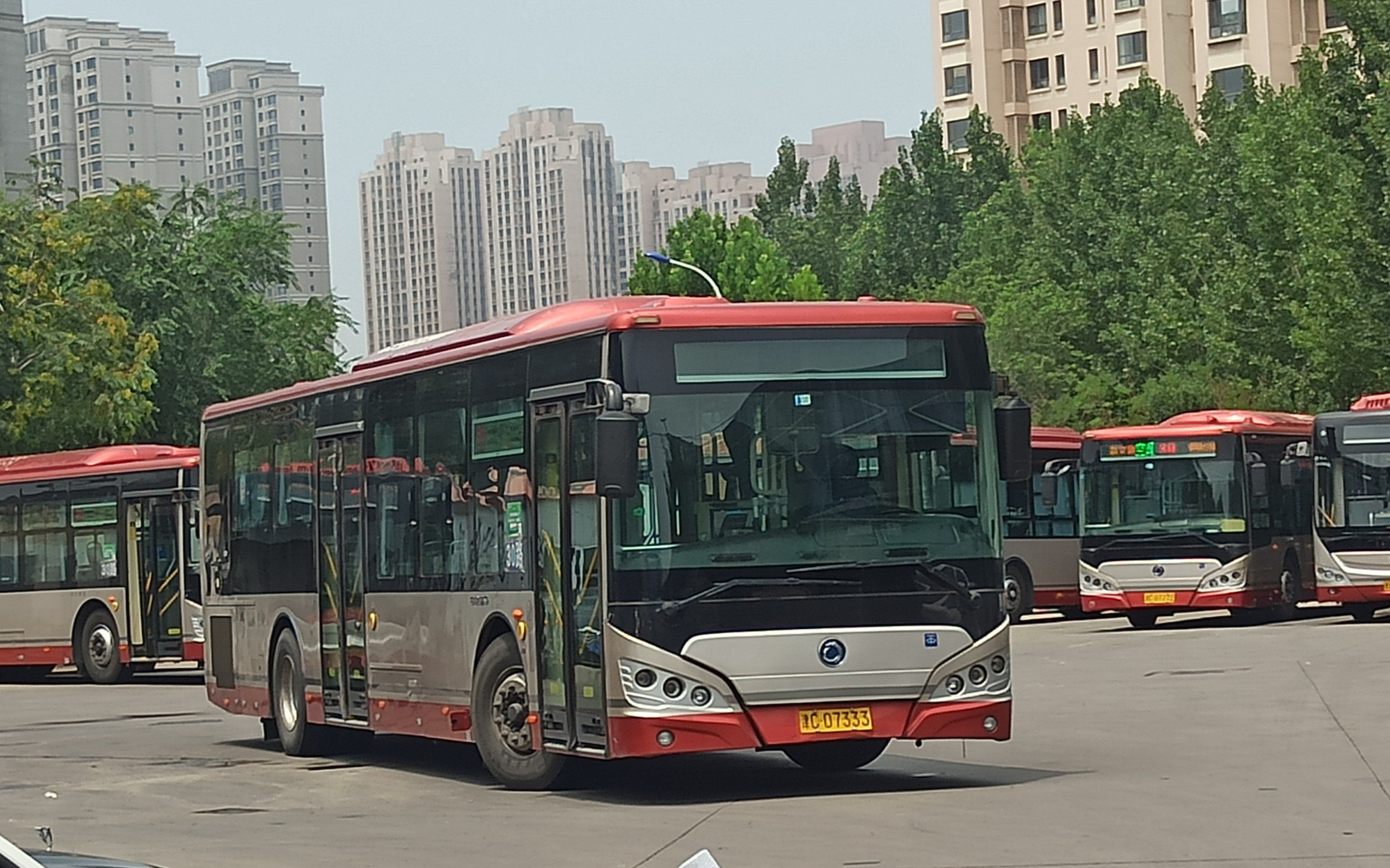 天津公交宣传制作组对各位车迷的祝福 - 哔哩哔哩