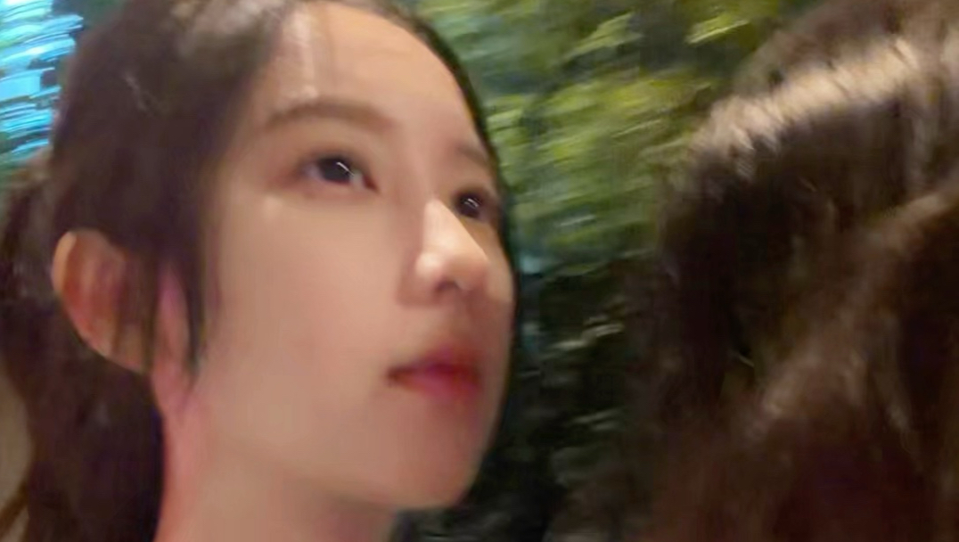 坏人绞尽脑汁，不如蠢人灵机一动