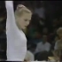 在1988年的汉城奥运会上，来自苏联的玛丽娜·洛巴奇以其在决赛中的完美表现赢得了圈操的金牌