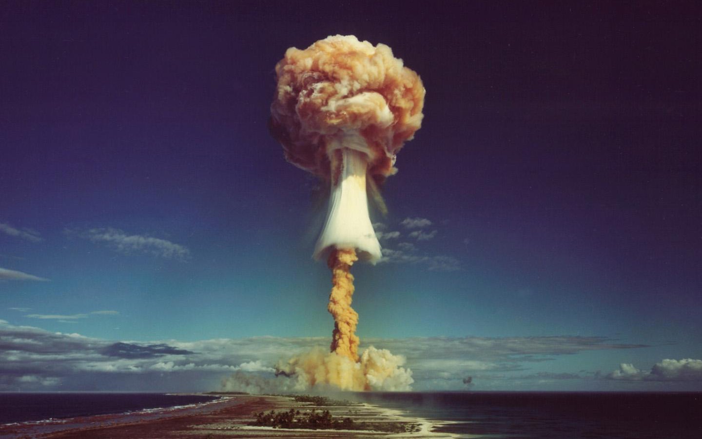 最直观展示原子弹爆炸威力有多强！
