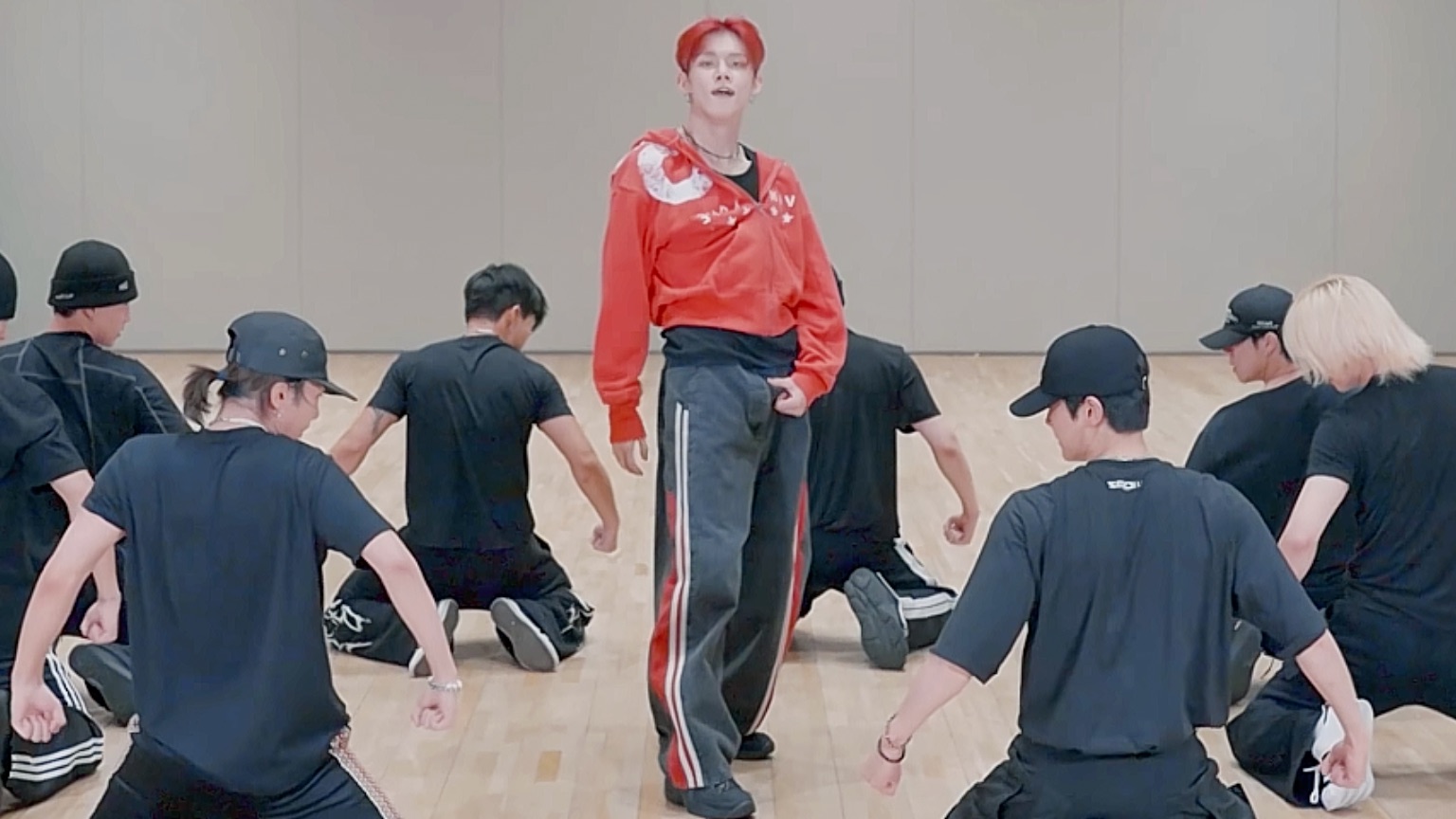 【4K镜面】崔然竣 - GGUM 练习室 分段循环 直拍 画放大 替音轨 调色♡扒舞专用