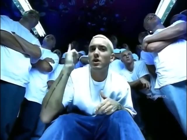 说唱之神姆爷【Eminem】音乐发展史 （2000年—2020年）    〖Eminem】 埃米纳姆，本名马歇尔布鲁斯.马瑟斯三世(Marshall Bruce