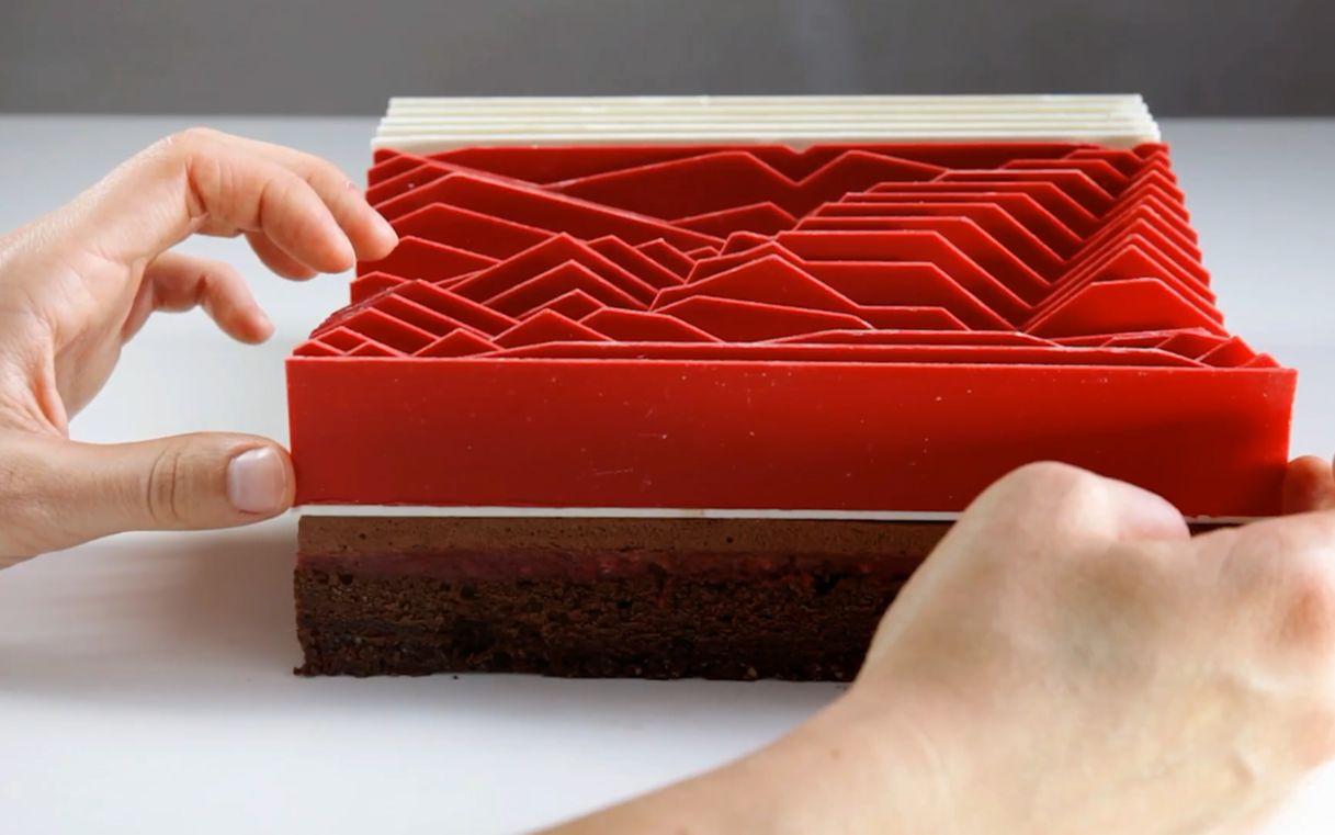 美女建筑师转行蛋糕师——像艺术品一样的蛋糕