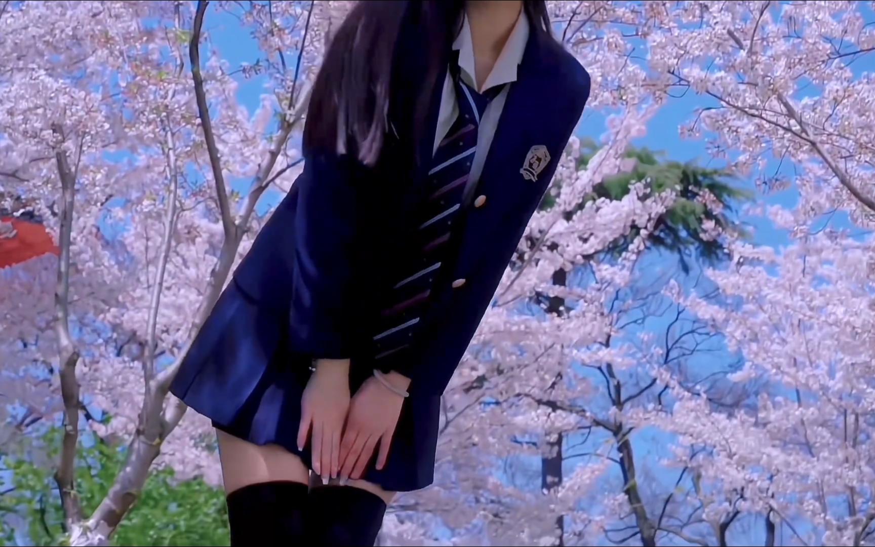 I want the wind, I want to be free, I want to hold hands together.