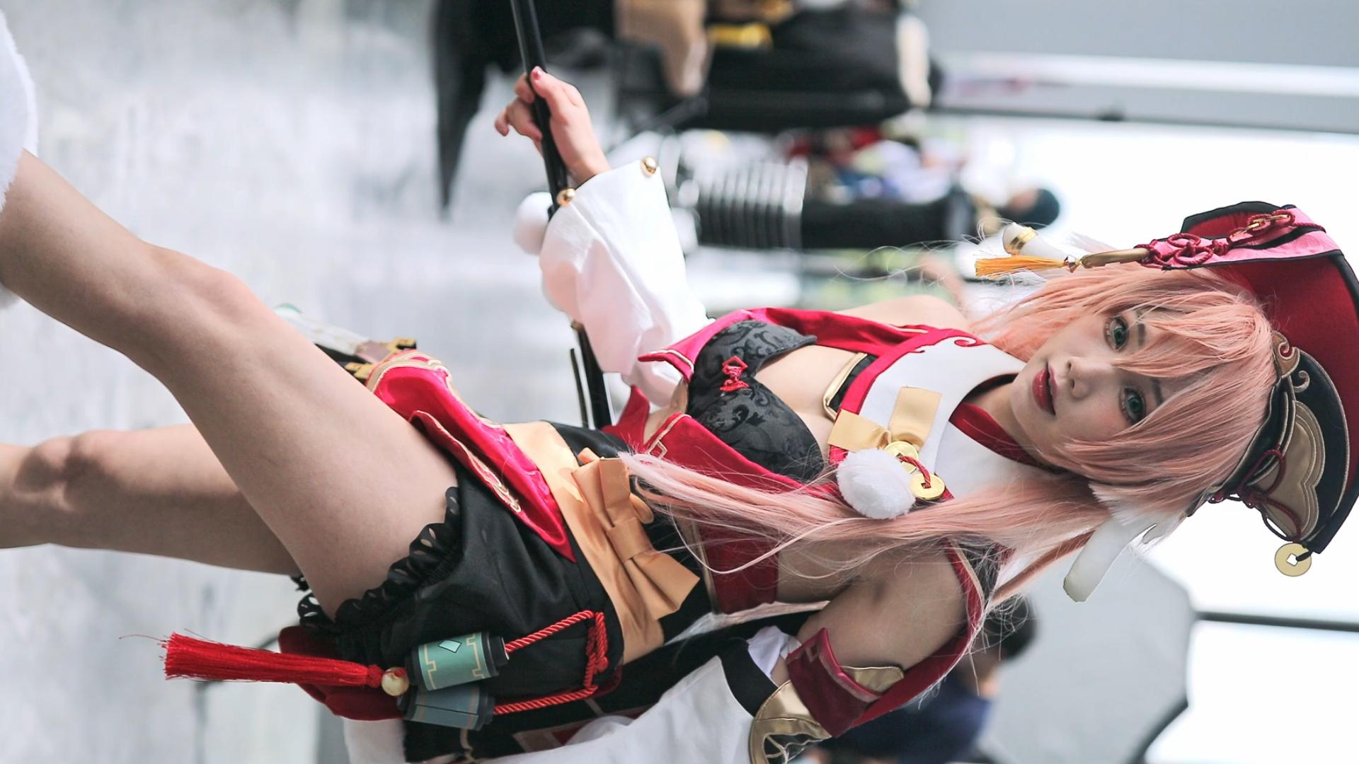 Comic-Con Chronicles] Yanfei (Smokey Him) #Cosplay #cosplay #314 4K