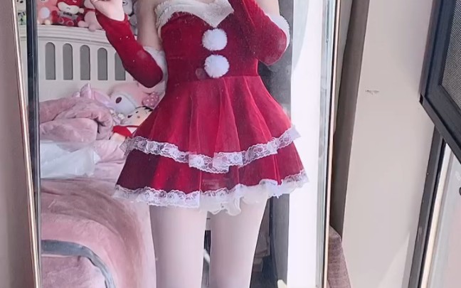 Here's the Christmas sign dance.