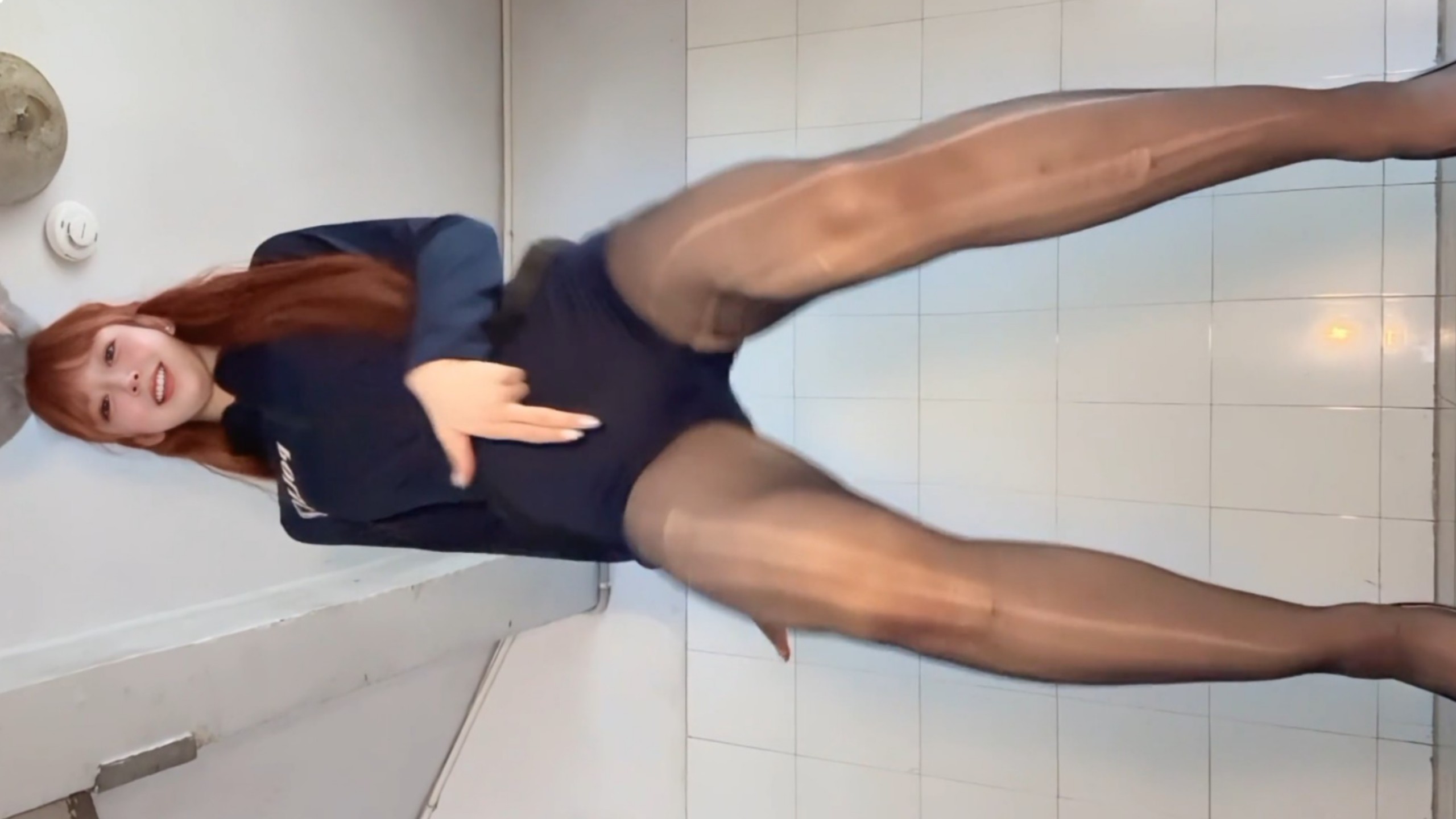 炸姐 4k全面屏 你们喜欢看的