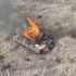 无人机记录下的真实画面，肥沃的平原上布满坦克残骸