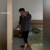 盘点被吓一跳的真实反应，你再吓我我就躺地上了