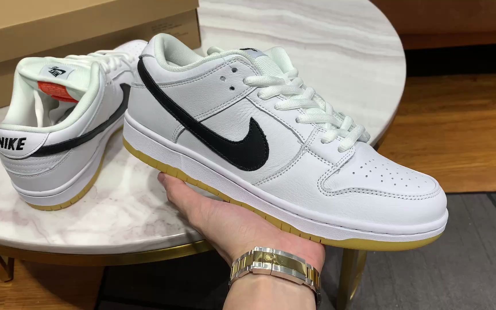 sb dunk orange label white